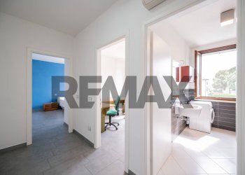 Hall / corridoio - Trilocale Via Villa Del Veneziano
 
11, Viadana - foto 17