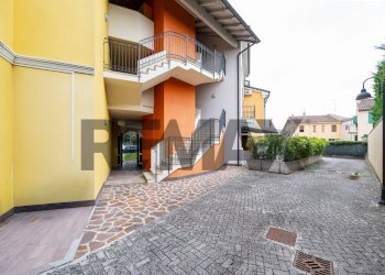 Casa all\'aperto - Trilocale Via Villa Del Veneziano
 
11, Viadana - foto 32