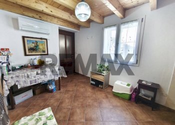 Camera / camera da letto - Independent house Brandini
 
4, Quiliano - photo 65