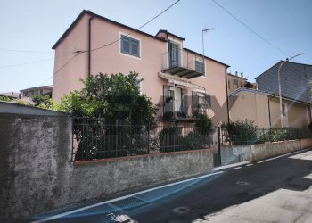 Casa all\'aperto - Independent house Brandini
 
4, Quiliano - photo 111