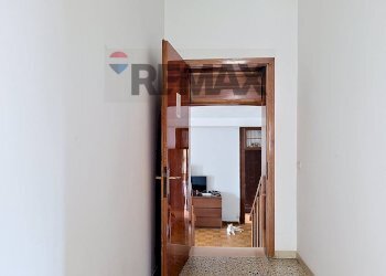 Hall / corridoio - Independent house Via Centro Moniego
 
58, Noale - photo 7