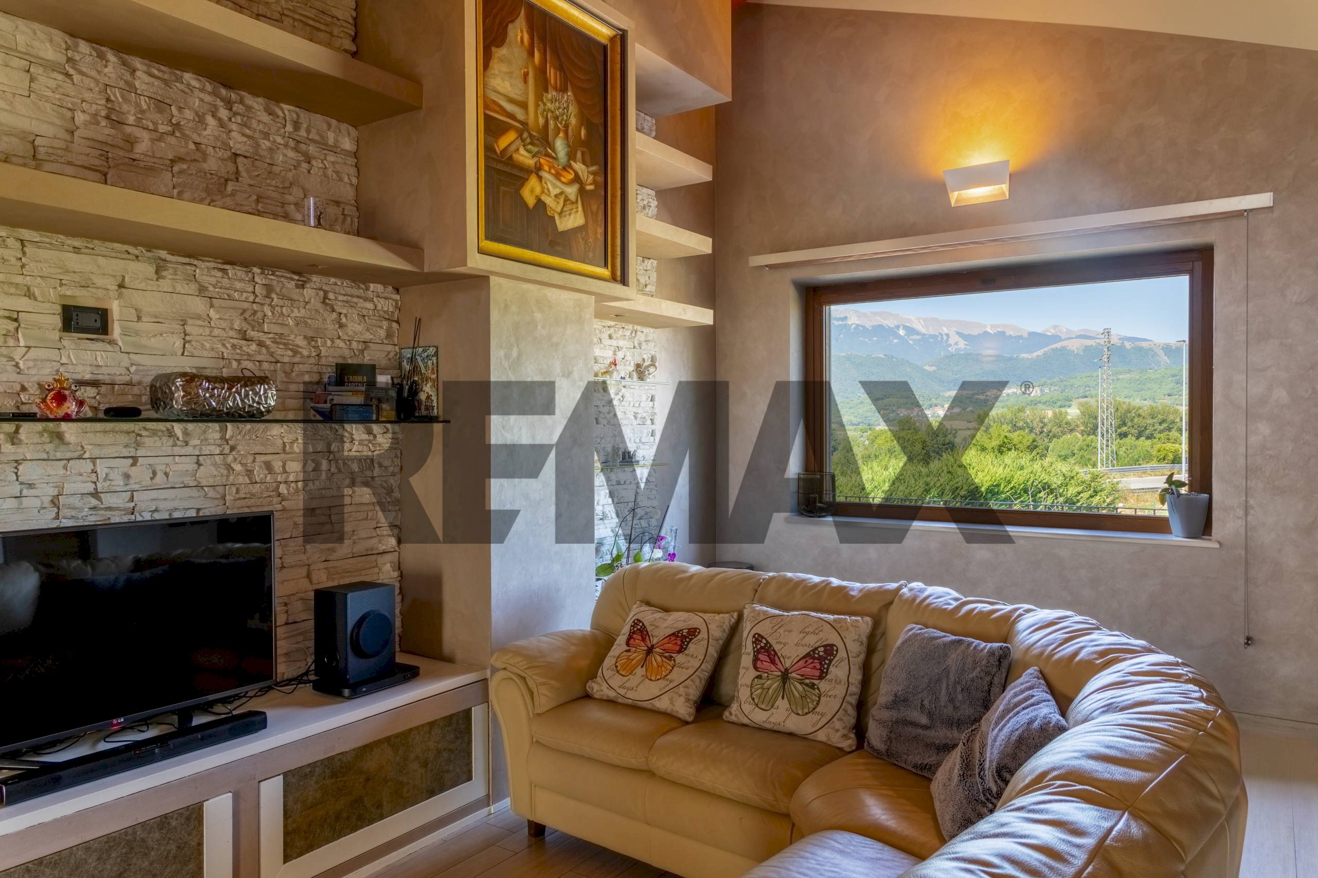 Soggiorno - Villa Via Colli di Barete
 
69, Pizzoli - foto 3