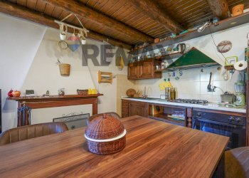 Sala da pranzo soluzione A - Rustico località Antea
14, Bergamo - foto 19