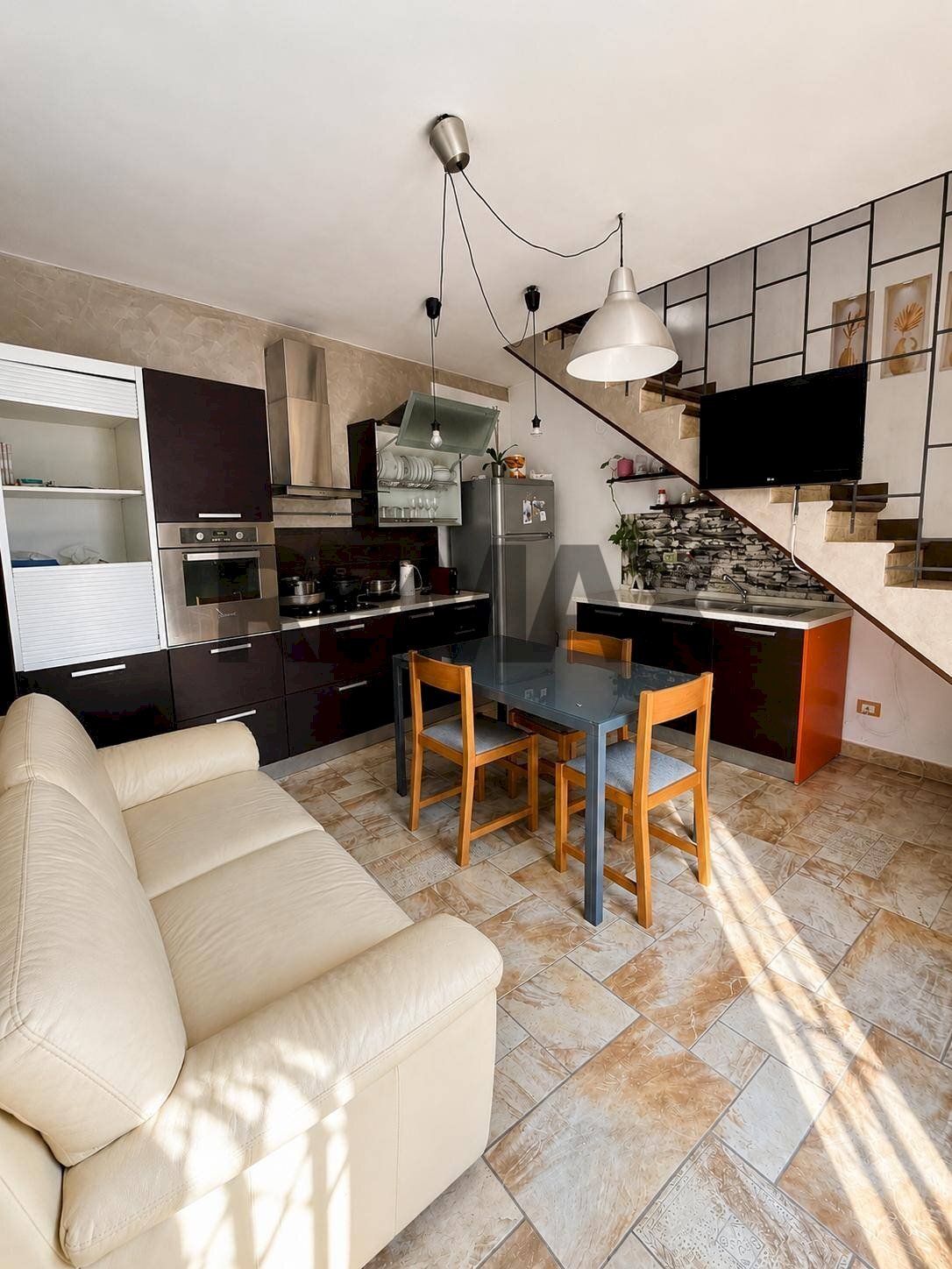 Sala da pranzo - Casa semi indipendente VIA CAVOUR
 
49, Cerano - foto 2