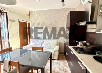 Sala da pranzo - Casa semi indipendente VIA CAVOUR
 
49, Cerano - foto 3