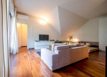 Foto 6 - Attic Via Principe Amedeo
 
11, Torino - photo 6