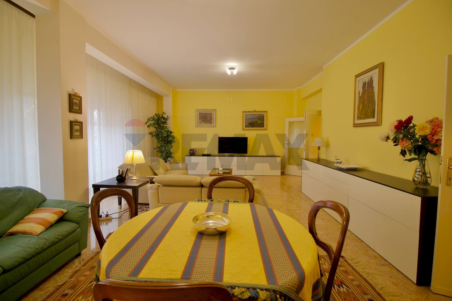 Sala da pranzo - Apartment viale Umberto I
 
72, Sassari - photo 3