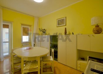 Sala da pranzo - Apartment viale Umberto I
 
72, Sassari - photo 10