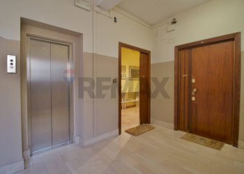 Hall / corridoio - Apartment viale Umberto I
 
72, Sassari - photo 23
