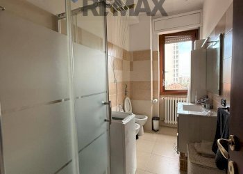 Bagno - Two-room apartment Piazza Tirana
12, Milano - photo 17