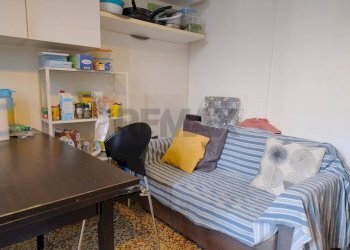 Camera / camera da letto - Non-buildable land Via Corsi Corso
18, Parma - photo 8
