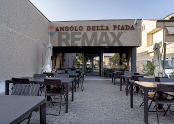 Terrazza - Attività Commerciale VIALE PERTINI
45, Collecchio - foto 4