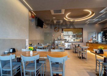 Cucina - Attività Commerciale VIALE PERTINI
45, Collecchio - foto 8