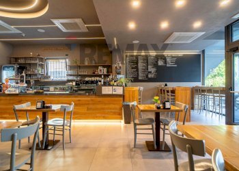 Cucina - Attività Commerciale VIALE PERTINI
45, Collecchio - foto 11