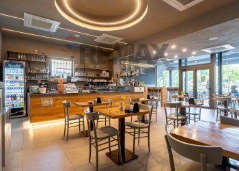 Cucina - Attività Commerciale VIALE PERTINI
45, Collecchio - foto 12