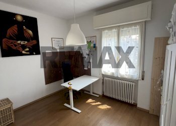 Camera / camera da letto - Non-buildable land Via Giuseppe Sbravati
1, Parma - photo 2