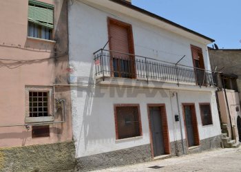 Casa all\'aperto - Semi-detached house via riella
 
snc, Pietrelcina - photo 2