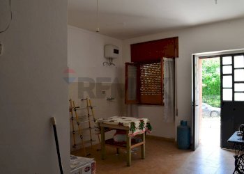 Sala da pranzo - Semi-detached house via riella
 
snc, Pietrelcina - photo 3