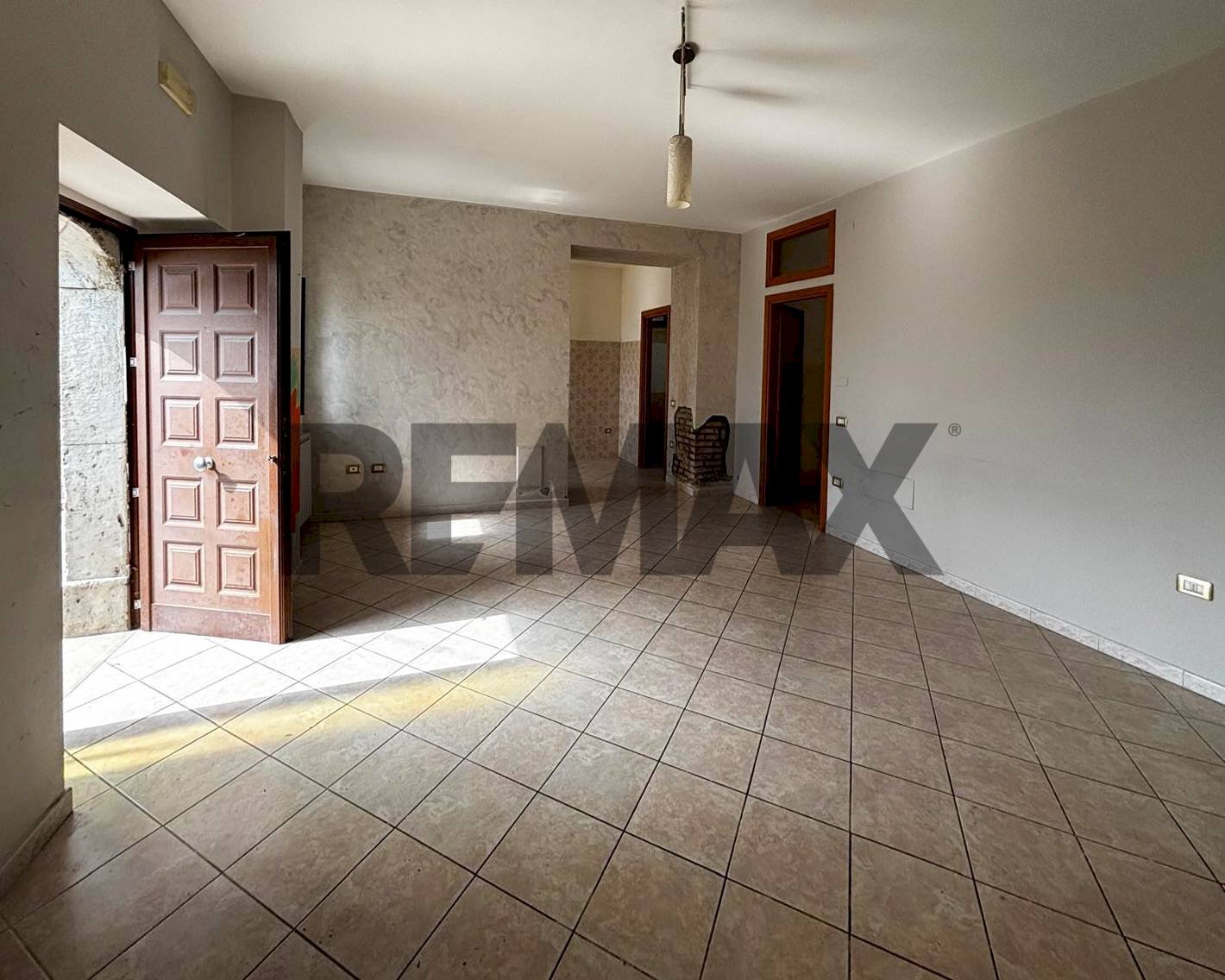 Stanza vuota - Casa indipendente Via aria di caruso
 
6, Apollosa - foto 3