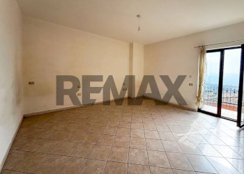 Stanza vuota - Casa indipendente Via aria di caruso
 
6, Apollosa - foto 9