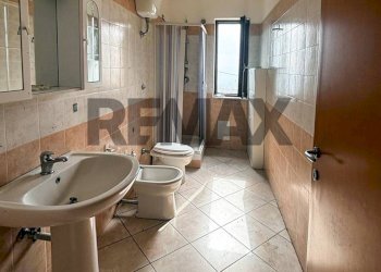Bagno - Casa indipendente Via aria di caruso
 
6, Apollosa - foto 10