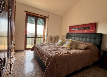 Camera / camera da letto - Three-room apartment Via Santa Lucia
 
17, Cave - photo 19