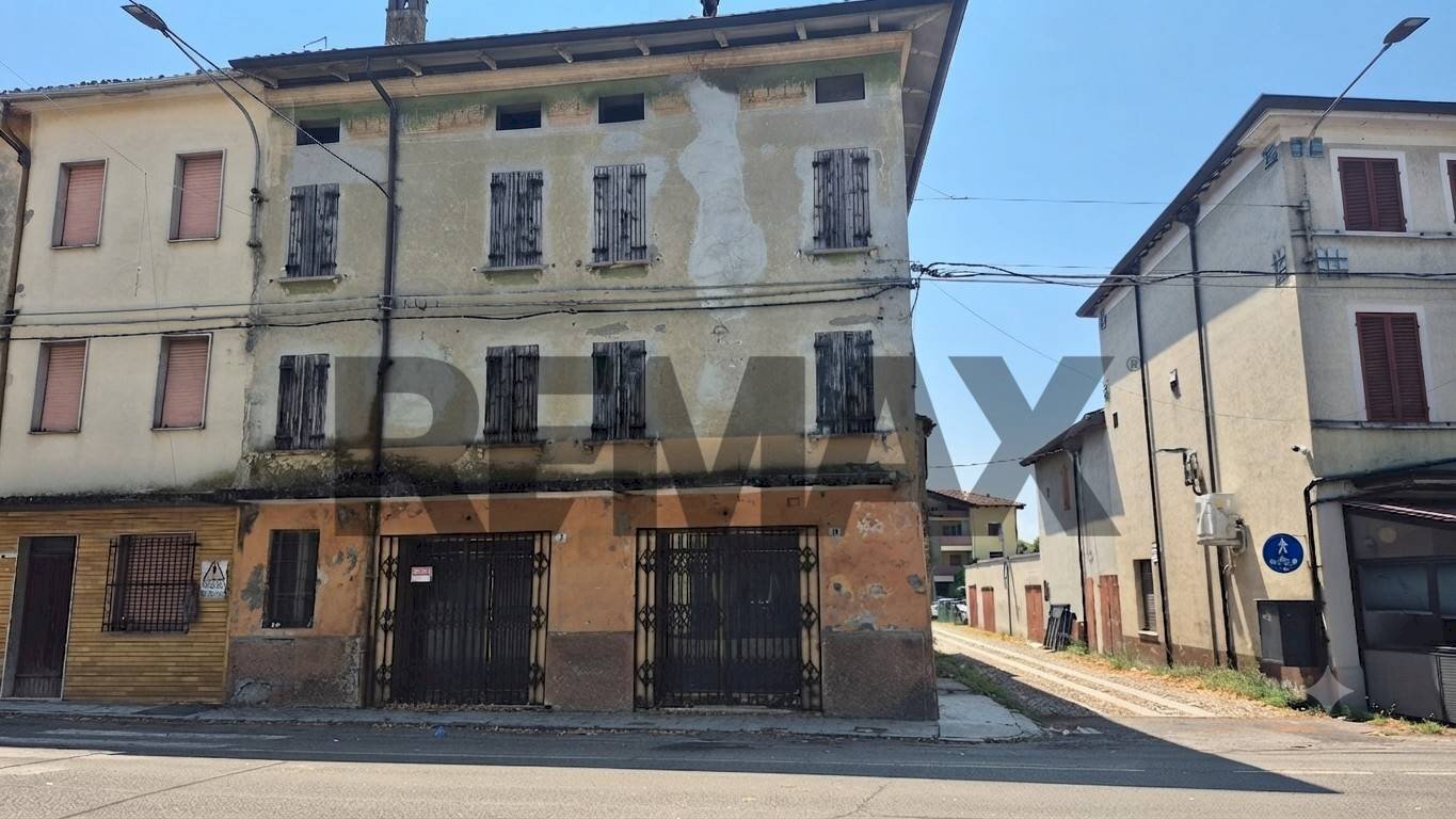 Edificio all\'aperto - Casa semi indipendente Piazza Cervi
10-11, Gattatico - foto 2