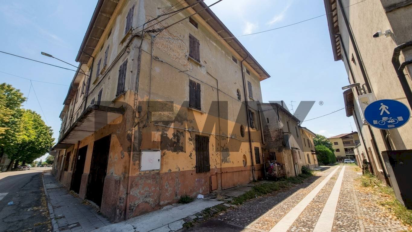 Edificio all\'aperto - Casa semi indipendente Piazza Cervi
10-11, Gattatico - foto 3