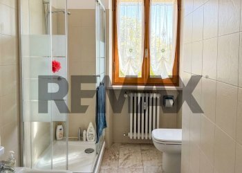 Bagno - Bilocale Via Partigiani D'Italia
 
35, Parma - foto 13