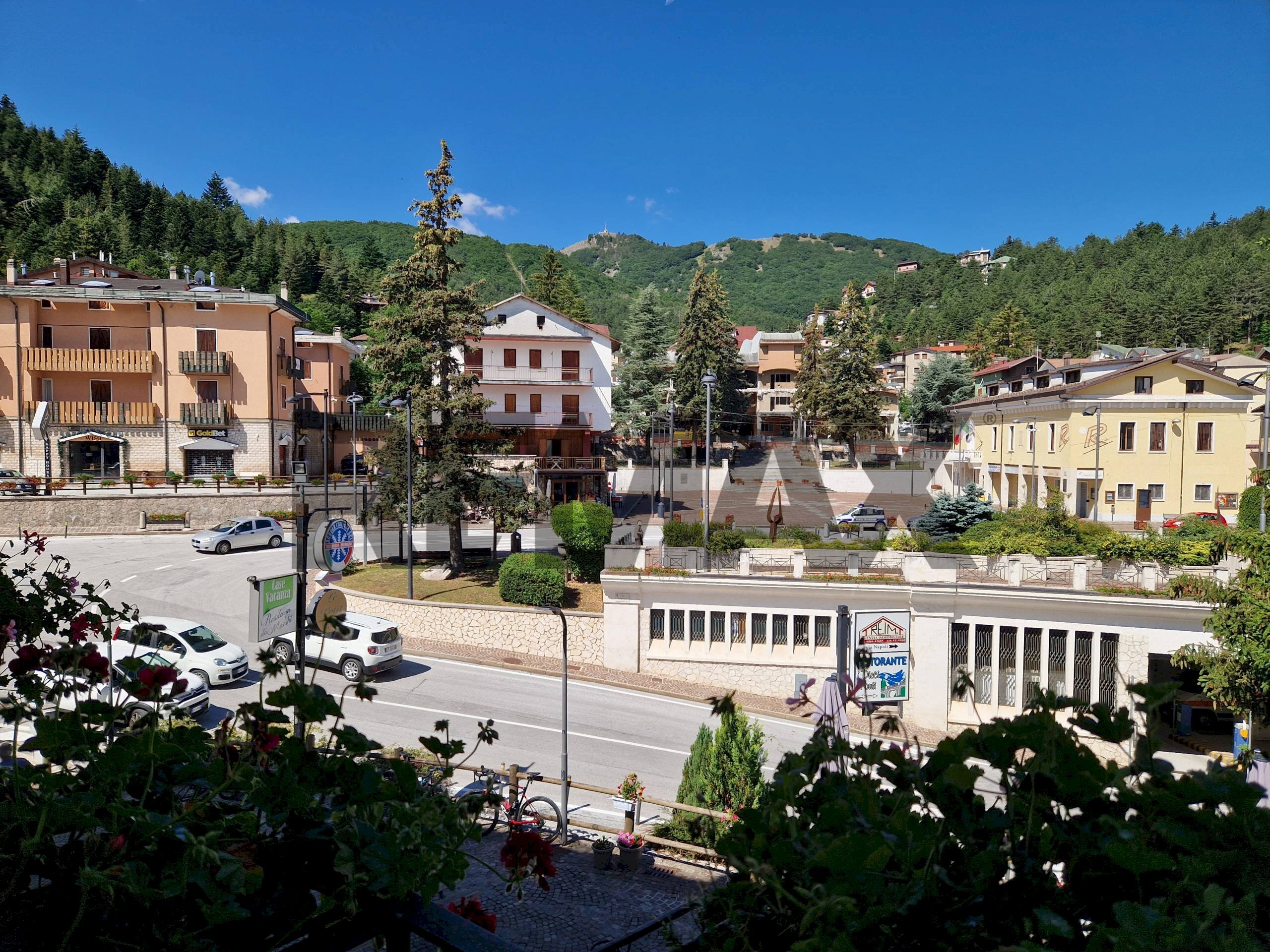 Edificio all\'aperto - Hotel VIA CIRCONVALLAZIONE
 
4, Roccaraso - foto 1