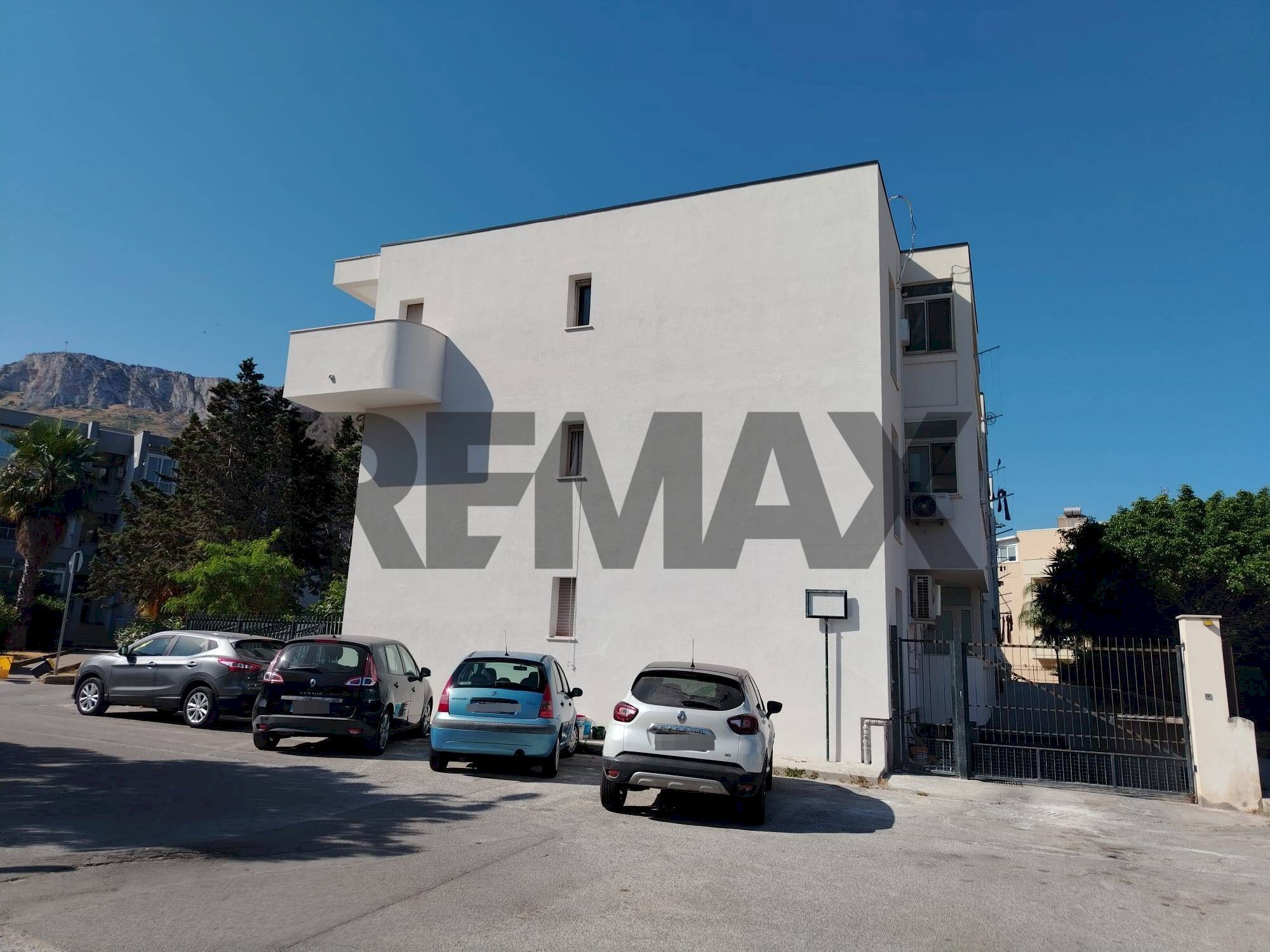 Edificio all\'aperto - Appartamento Piazza Giacomo Saputo
int. 2, Terrasini - foto 2