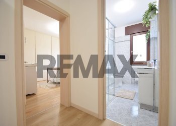 Hall / corridoio - Four-room apartment Via Forte Marghera
 
175, Venezia - photo 19