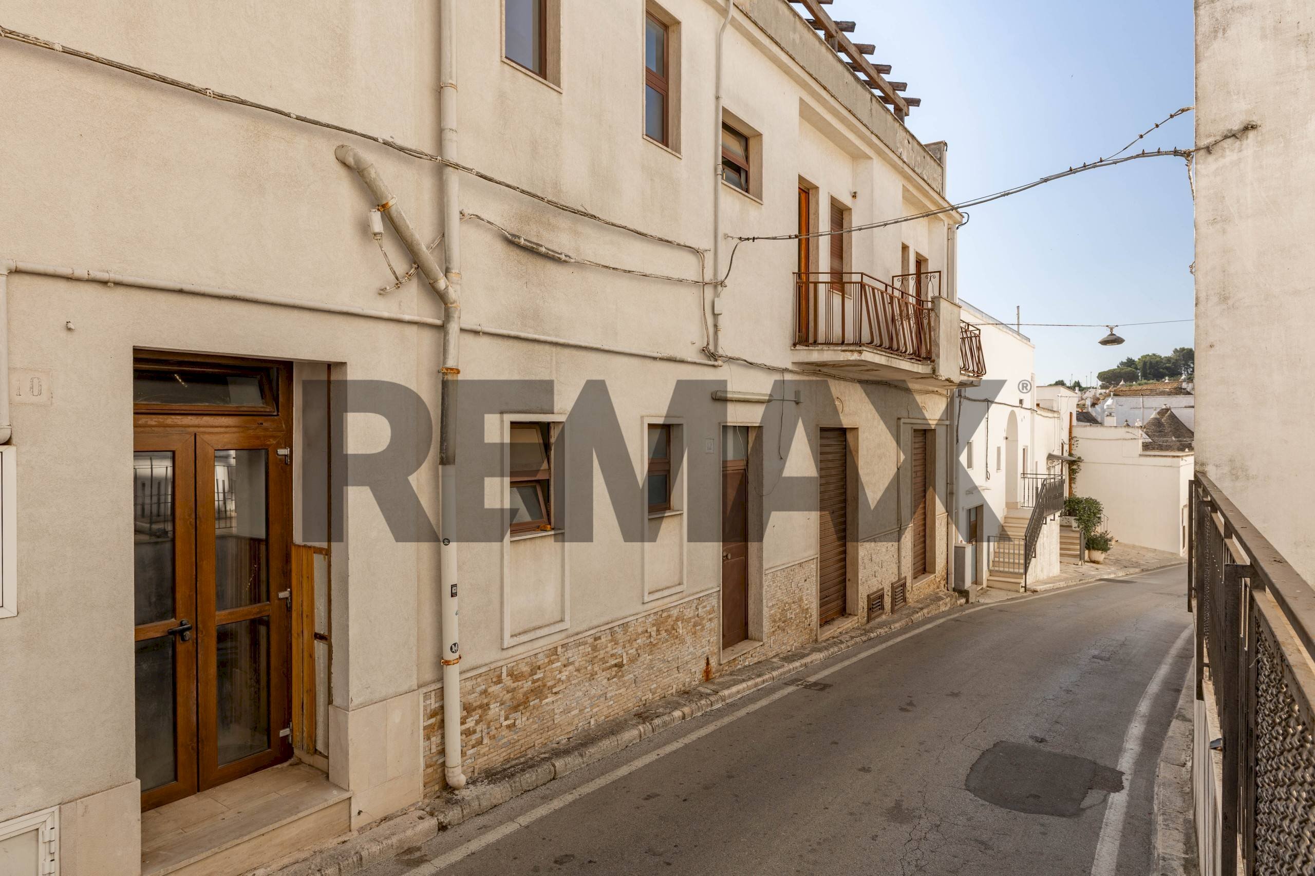 Edificio all\'aperto - Hotel Via Balenzano
 
8/12/14/16, Alberobello - foto 1