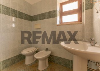 Bagno - Hotel Via Balenzano
8/12/14/16, Alberobello - foto 37