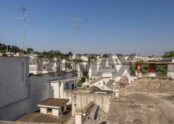 Edificio all\'aperto - Hotel Via Balenzano
8/12/14/16, Alberobello - foto 47
