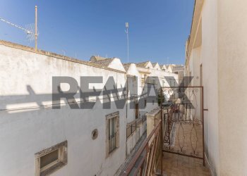 Balcone - Hotel Via Balenzano
8/12/14/16, Alberobello - foto 50