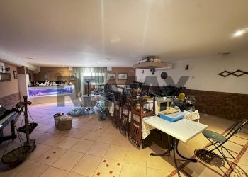 Non correlato - Villa Via Generale Carlo Alberto Della Chiesa
 
50, Turi - foto 8