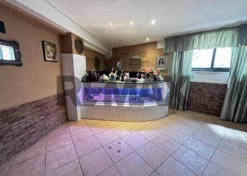 Ricezione / Lobby - Villa Via Generale Carlo Alberto Della Chiesa
 
50, Turi - foto 7