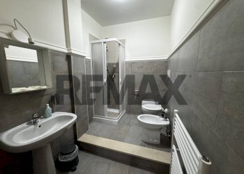Bagno - Villa Via Generale Carlo Alberto Della Chiesa
 
50, Turi - foto 40