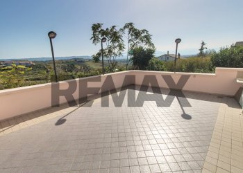 Terrazza - Casa semi indipendente via ripoli
 
11, Spoltore - foto 3