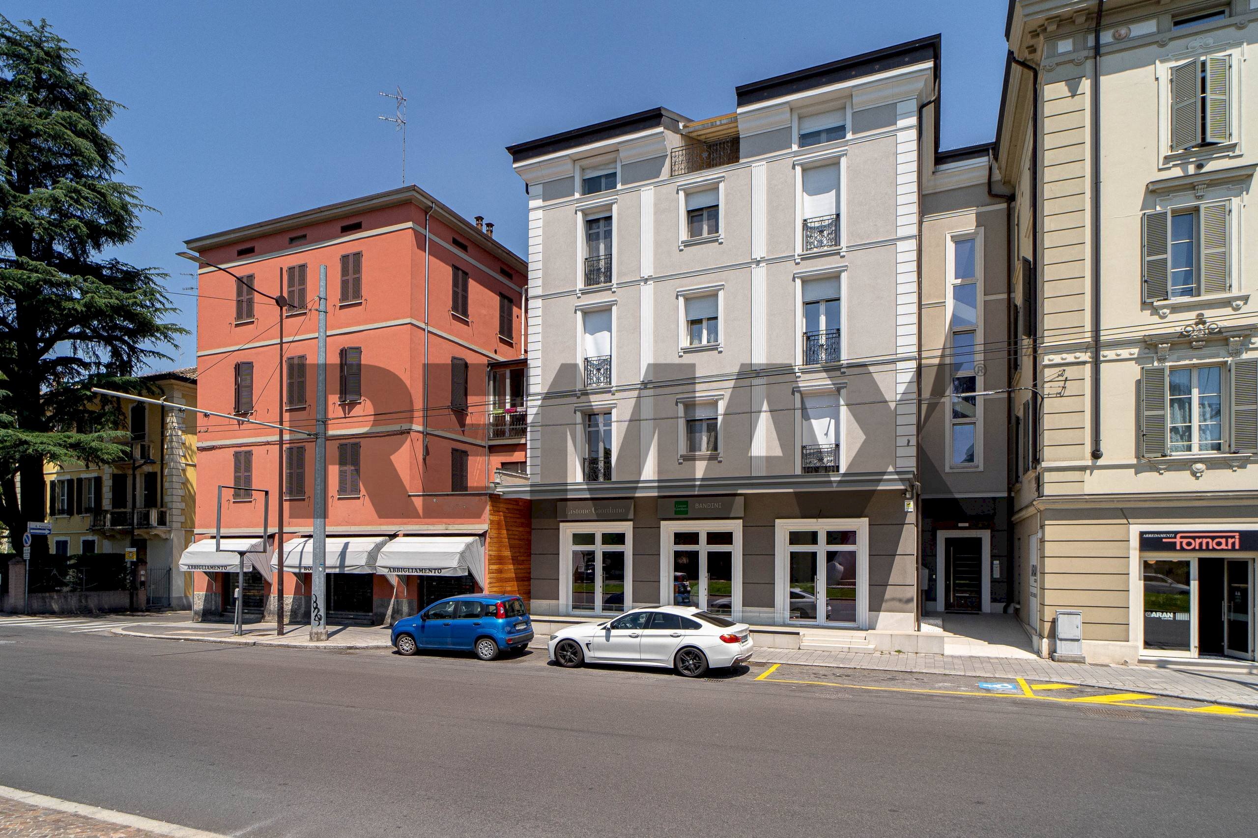 Edificio all\'aperto - Trilocale via emilia est
46, Parma - foto 2