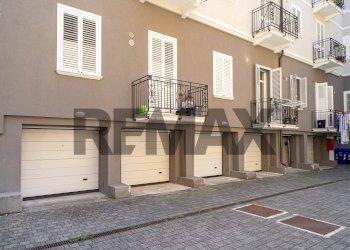 Edificio all\'aperto - Trilocale via emilia est
 
46, Parma - foto 27