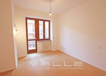 Camera - Three-room apartment via locatelli, Bergamo - photo 10