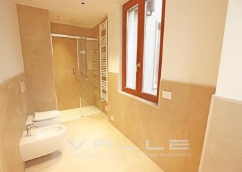 Bagno - Three-room apartment via locatelli, Bergamo - photo 14