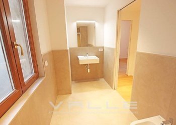 Bagno - Three-room apartment via locatelli, Bergamo - photo 15