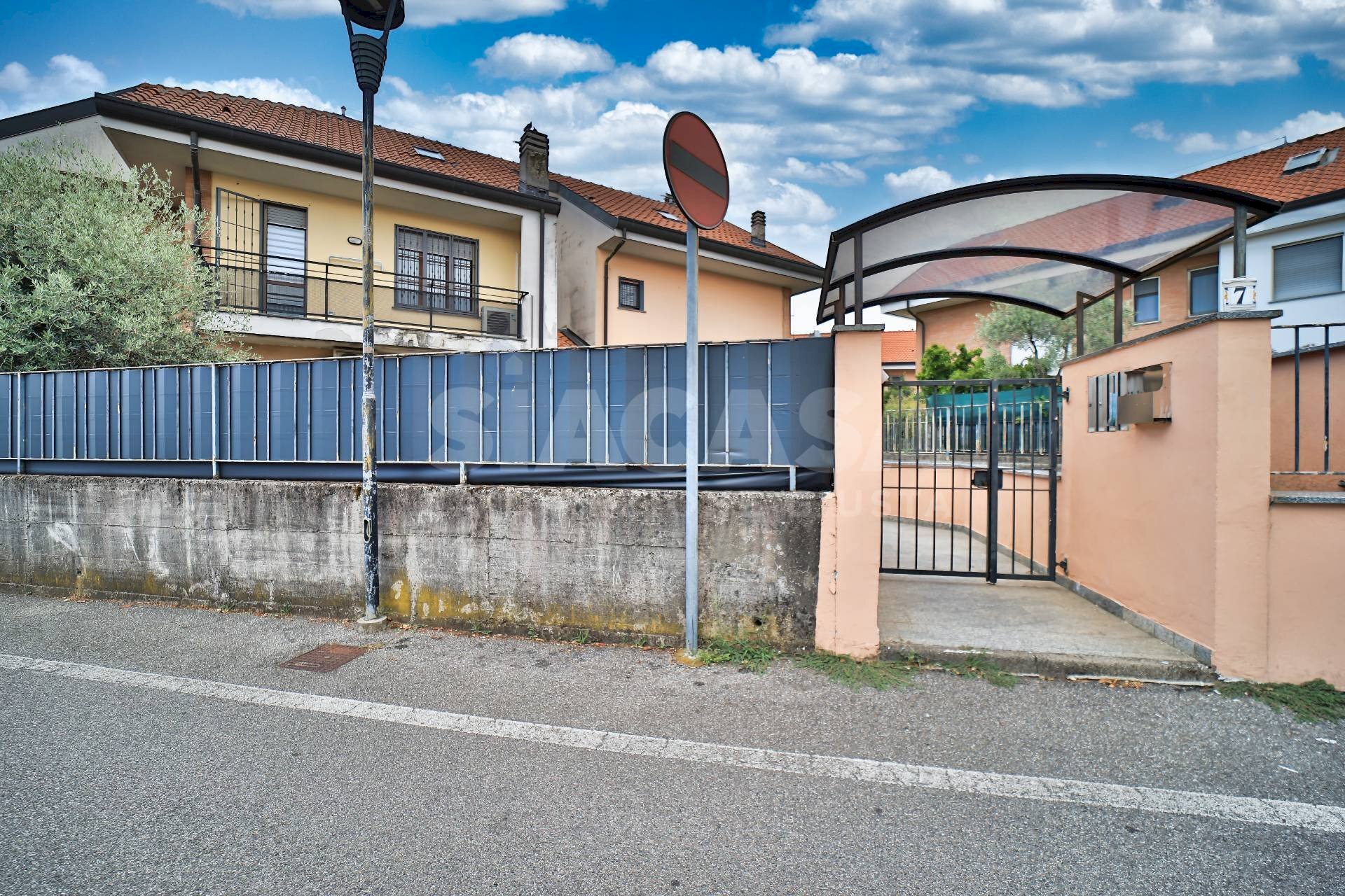 Foto 1 - Quadrilocale VIA DEI GELSI
 
7, Busnago - foto 1