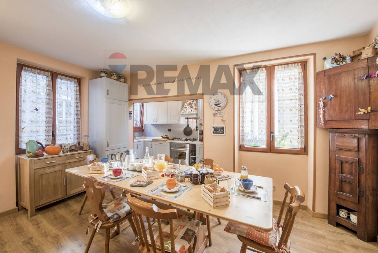 Sala da pranzo - Casa indipendente Via al Castello
8, Dervio - foto 2