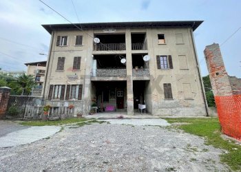 Edificio all\'aperto - Rustic via enrico fermi, Casnate con Bernate - photo 9
