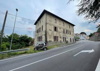 Edificio all\'aperto - Rustic via enrico fermi, Casnate con Bernate - photo 13