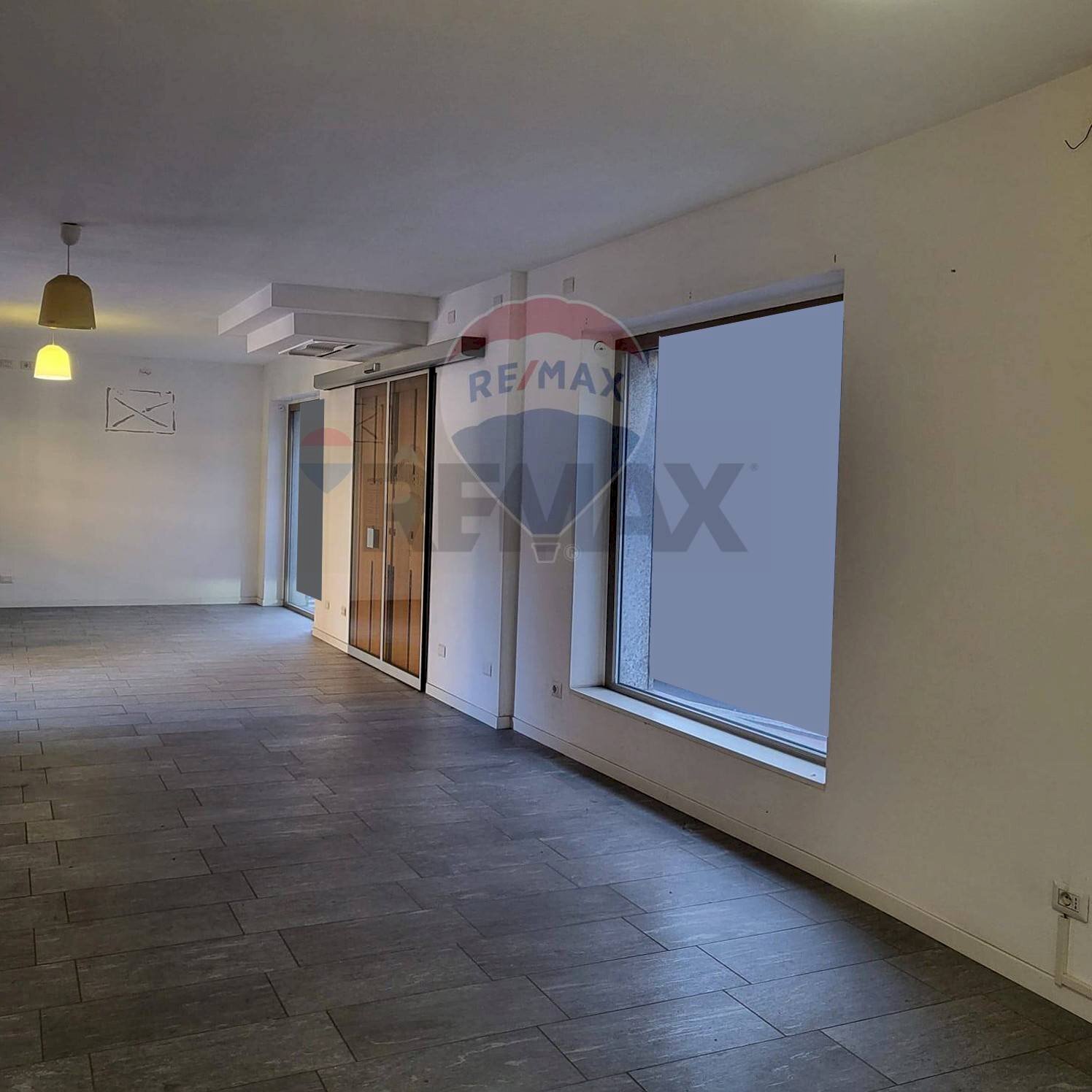 Stanza vuota - Ufficio Via Contrada Grande, Casnate con Bernate - foto 1